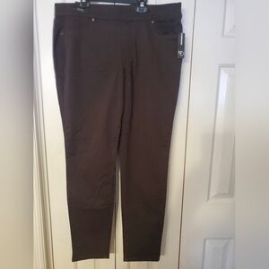 NEW DIRECTION Chocolate Pull On Skinny 16R Strech Heavy Twill